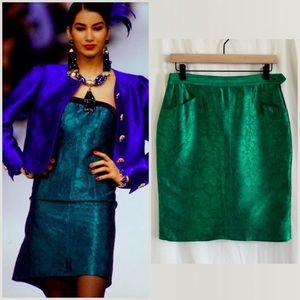 Vintage 1990s Runway Yves Saint Laurent Emerald Green Brocade Skirt 40 FR S